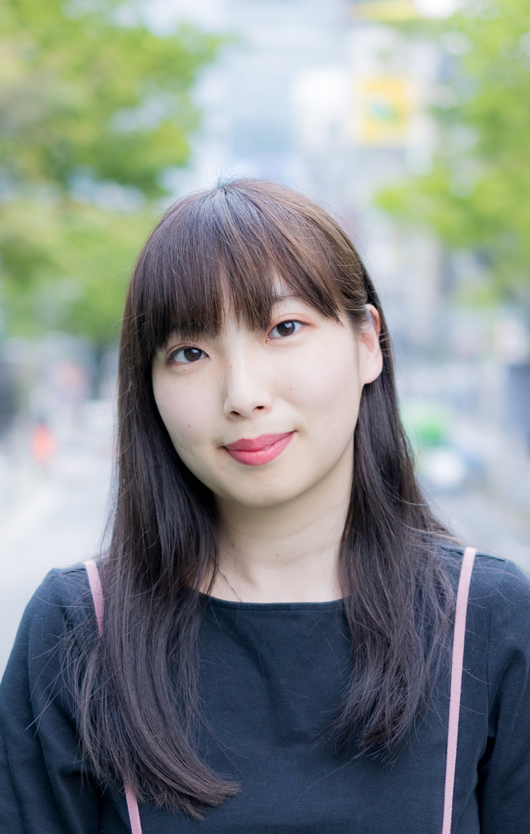 麻倉 りん (25)