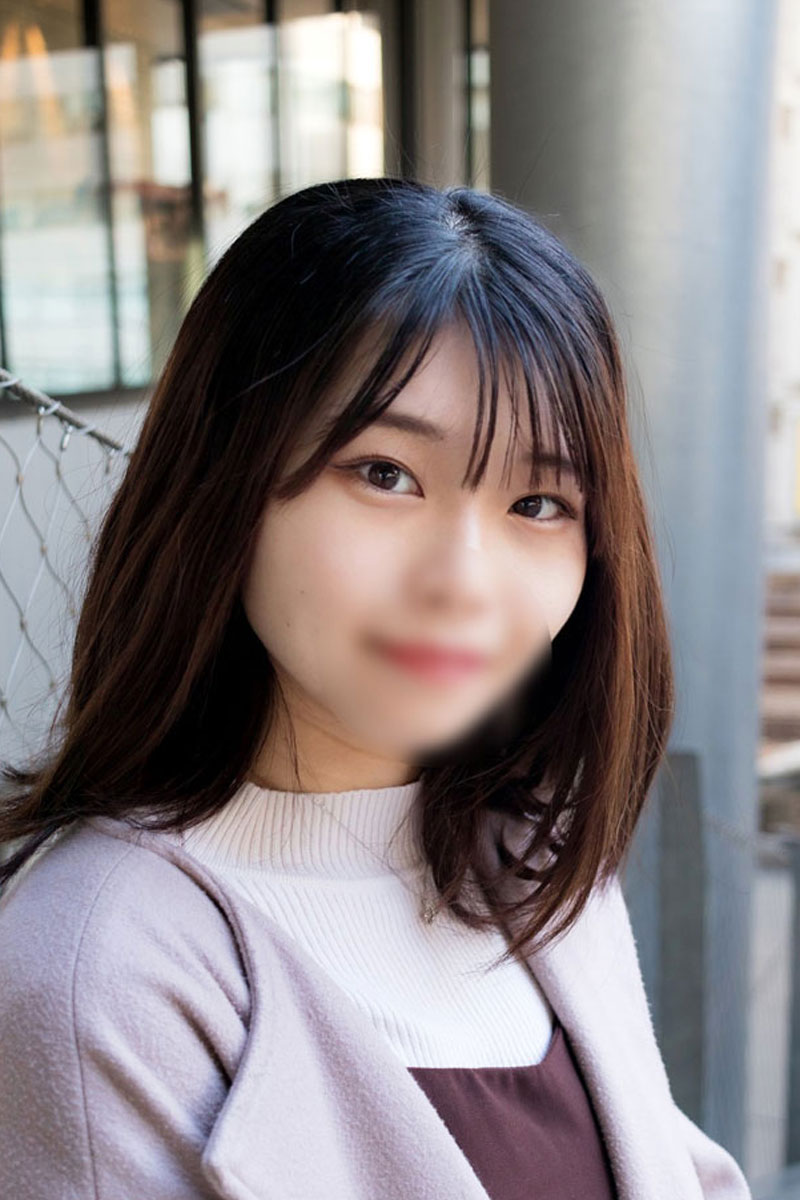 花籠 美咲 (22)